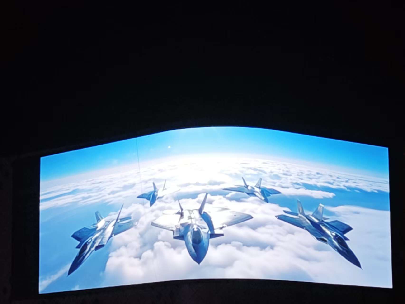 黄冈星港汇户表 P5 LED 显示屏节造系统项目