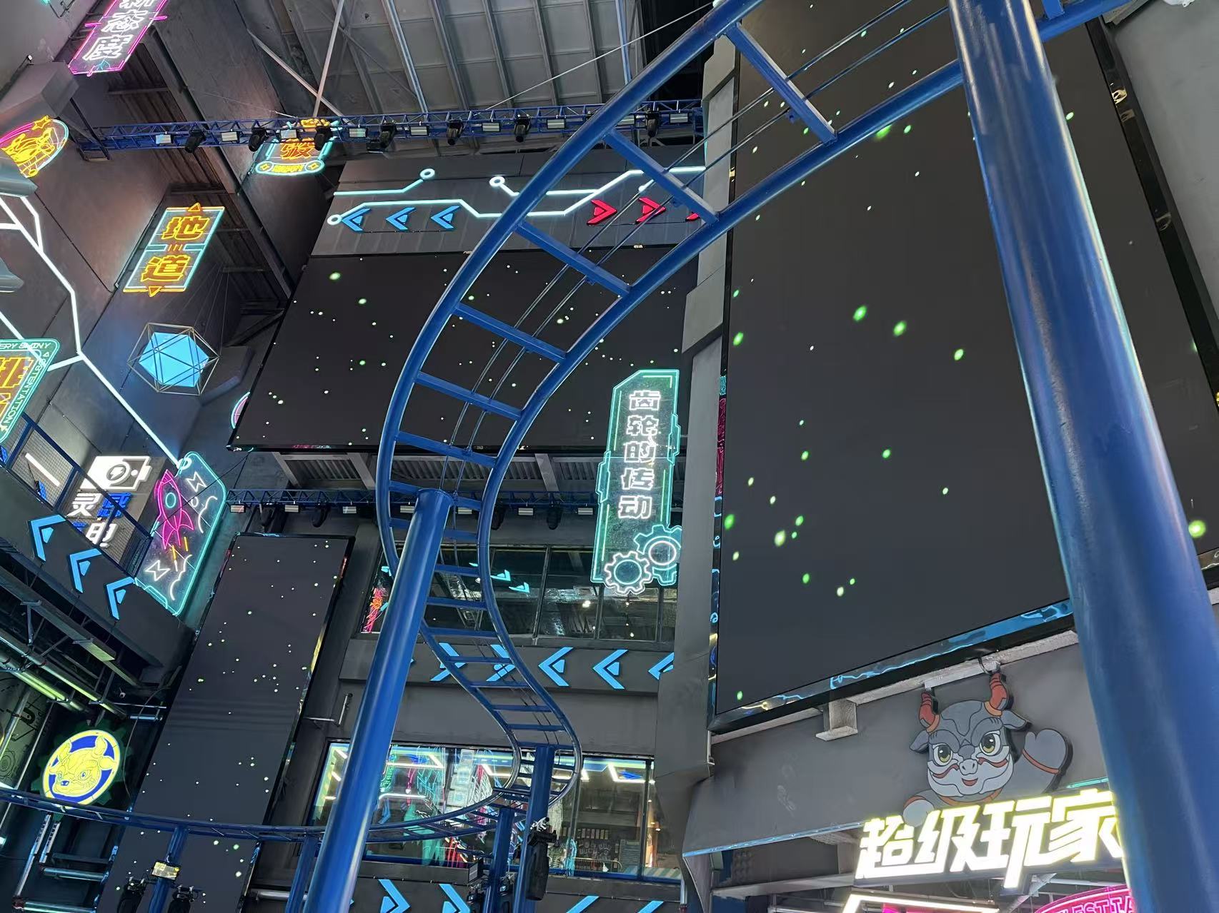 永州工业博物馆室内 P2.5 文博科普 LED 高清流畅展示项目